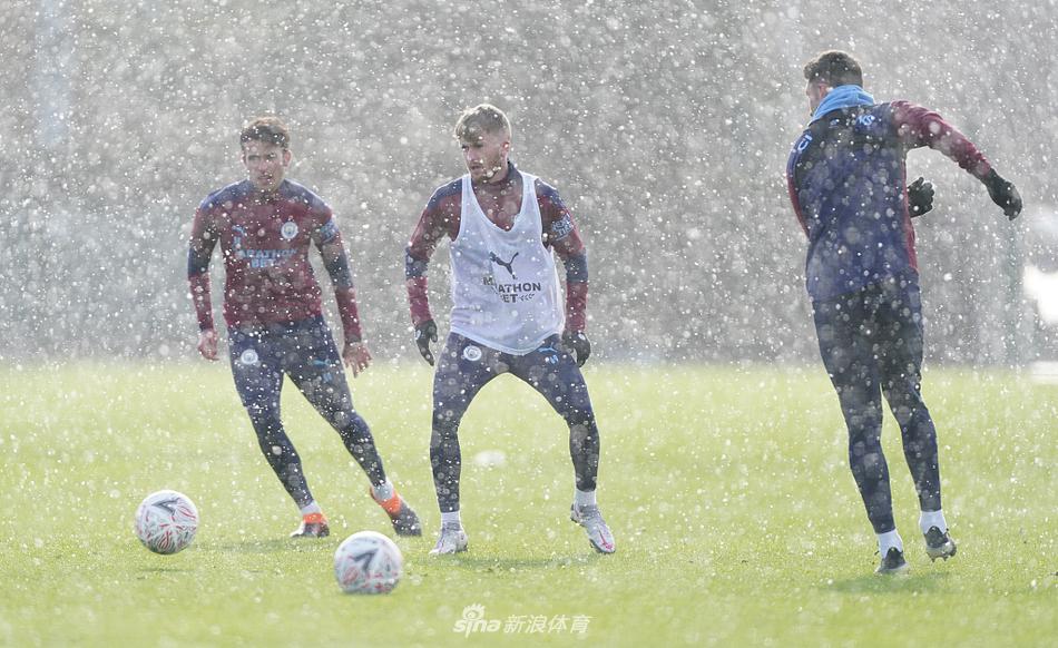 兇殘！凱恩2025年為俱樂(lè )部和國家隊打入60球