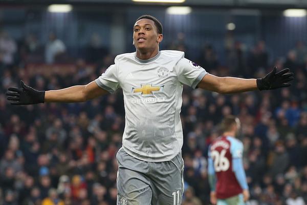 Mojang與萬(wàn)代南夢(mèng)宮今日正式推出《我的世界》Minecraft）與經(jīng)典熱血動(dòng)漫《龍珠Z》的重磅聯(lián)動(dòng)內容，全新DLC現已在《我的世界》官方商城上線(xiàn)！同步公開(kāi)的聯(lián)動(dòng)宣傳片中，悟空、貝吉塔、特蘭克斯等標