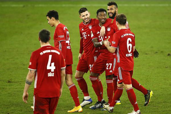 哈克斯：阿德巴約總能讓我們穩住陣腳 很開(kāi)心他能復出