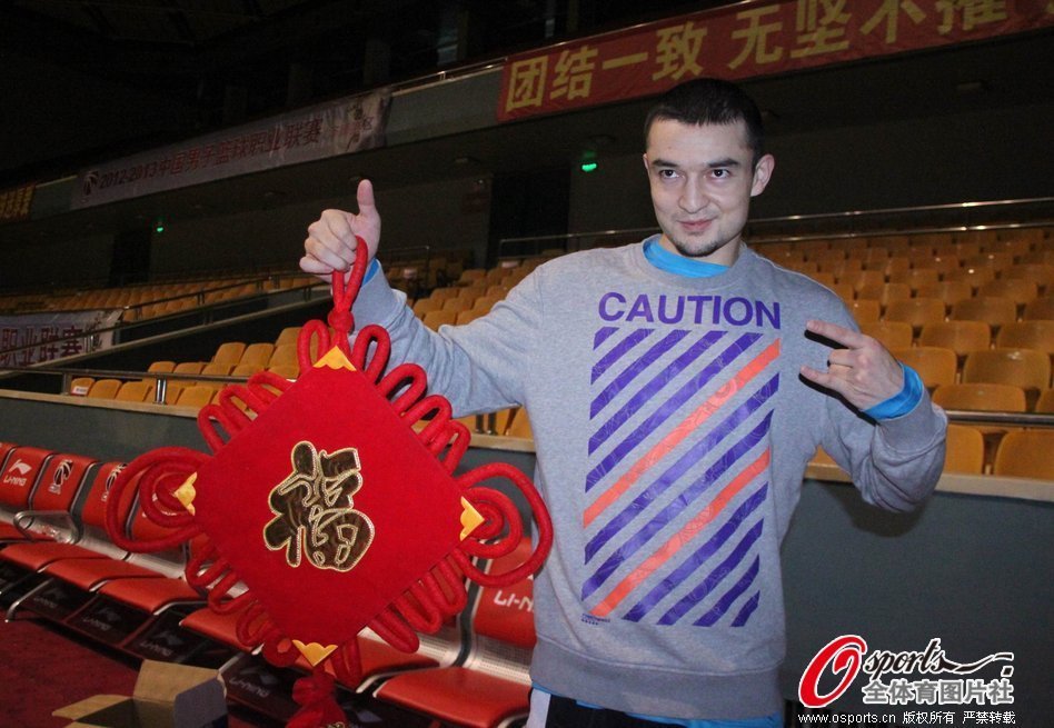 麥丹談防約基奇：我就是最后一個(gè)夠身高頂上去的人罷了 他無(wú)解
