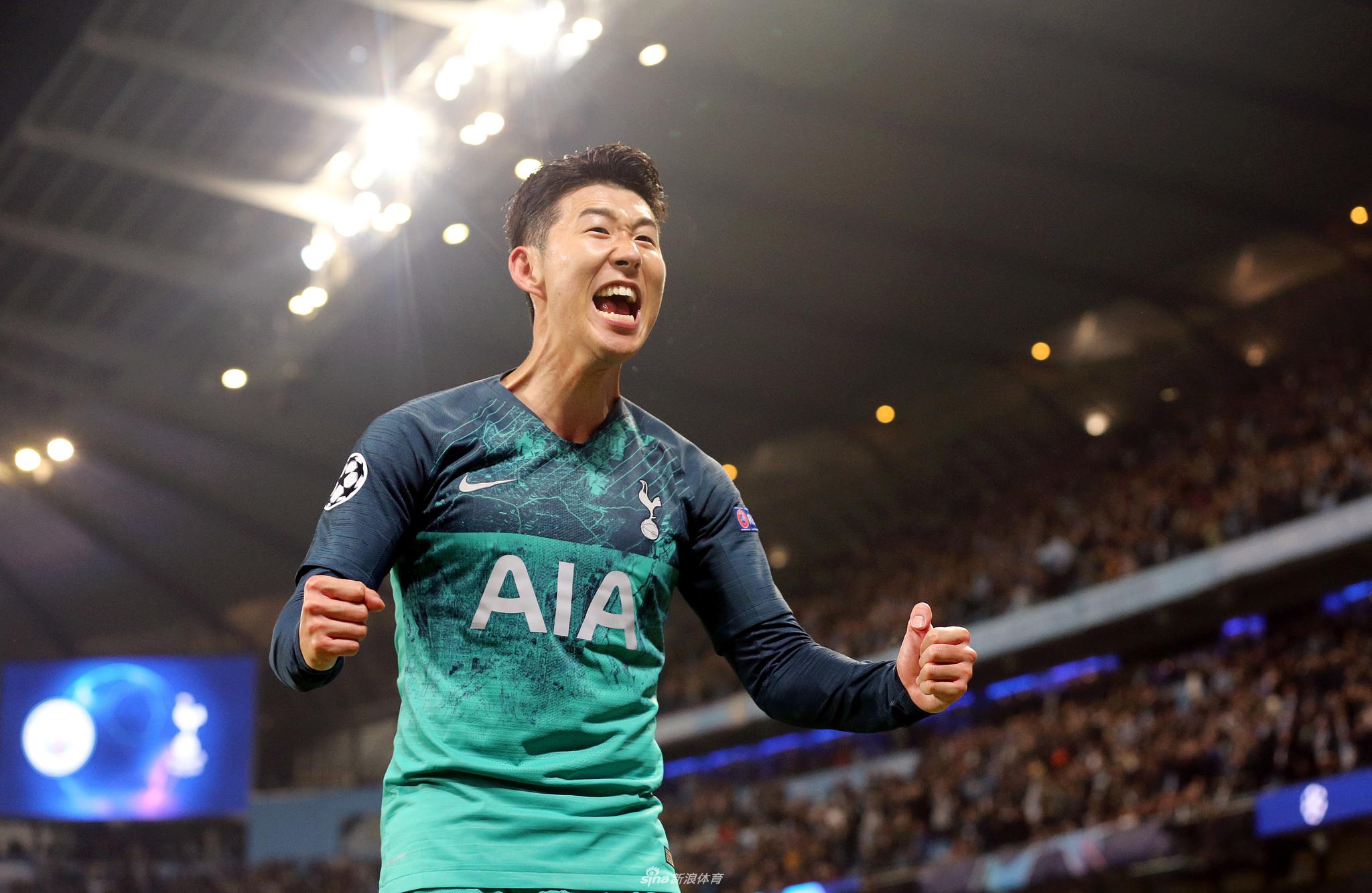 第14分鐘，薩卡分球，厄德高禁區外抽射破門(mén)，阿森納1