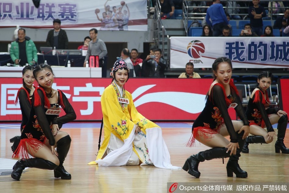 上場(chǎng)火箭吃到1漏判2錯判！掘金主帥：感覺(jué)這場(chǎng)比賽是上一場(chǎng)的回應