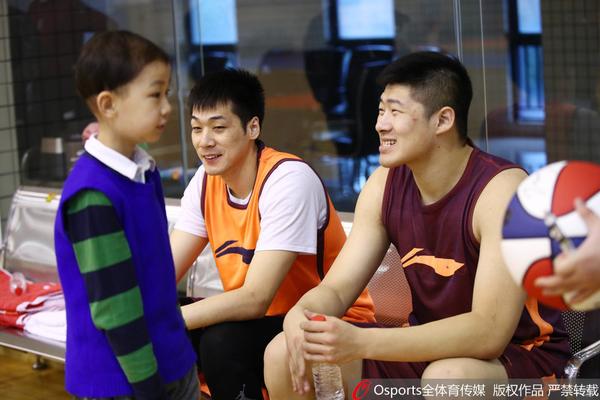 拜仁后衛阿方索酒駕被抓 吊銷(xiāo)駕照+禁賽一個(gè)月