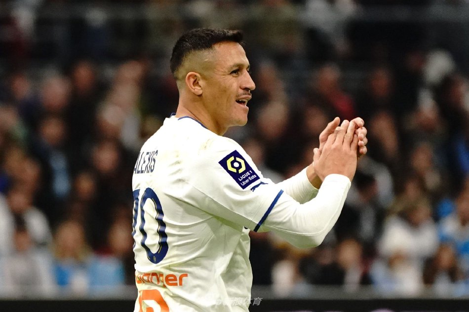 本賽季雷霆常規賽未輸給過(guò)東部球隊，騎士未輸給過(guò)西部球隊