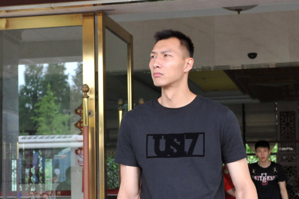 開(kāi)場(chǎng)就炸！鮑威爾開(kāi)場(chǎng)4分鐘5中3&2記三分轟8分打停騎士