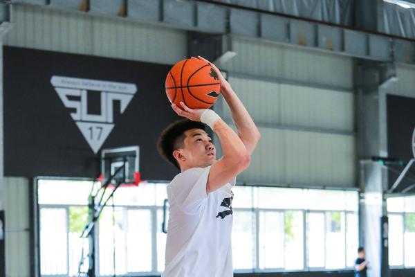 絕區零2.5新增稱(chēng)號怎么獲取 絕區零2.5新增稱(chēng)號獲取方法