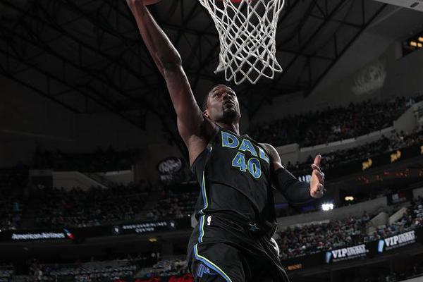 霍華德：進(jìn)NBA后才失去處子之身 小波特：我是在大學(xué) 和一個(gè)網(wǎng)紅