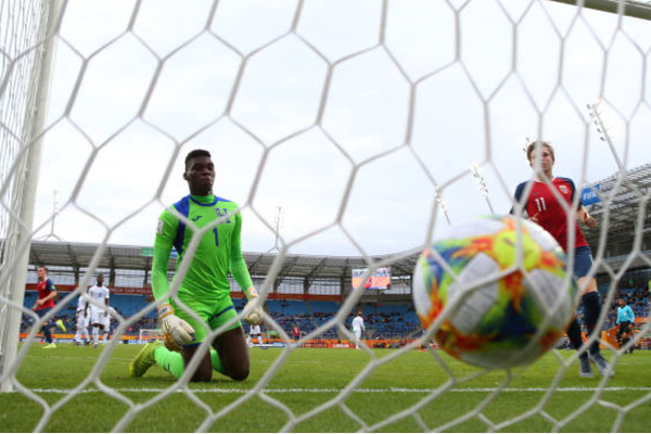 埃澤本賽季英超直接參與5個(gè)進(jìn)球，與賴(lài)斯、特羅薩德并列隊內最多