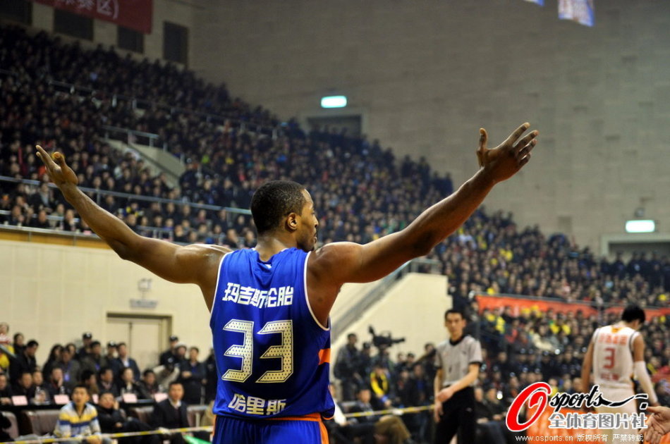 薪資專(zhuān)家：此交易為湖人騰名額，薪資比二級奢侈稅線(xiàn)低380萬(wàn)