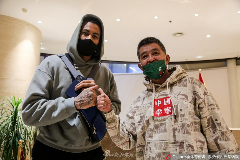 斯波談希羅：缺席這么長(cháng)時(shí)間還和沒(méi)休戰過(guò)一樣 這并不容易
