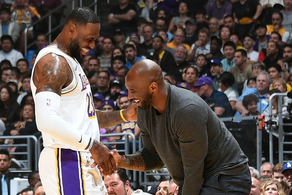 半場(chǎng)戰報：利物浦2