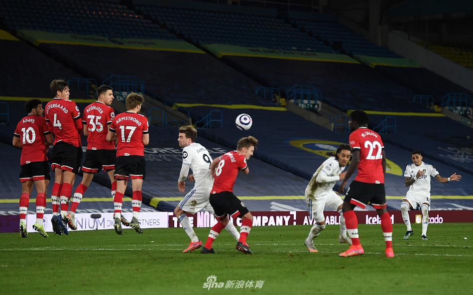 激活進(jìn)攻屬性！若昂·內維斯近17場(chǎng)比賽打進(jìn)11球，此前146場(chǎng)進(jìn)9球