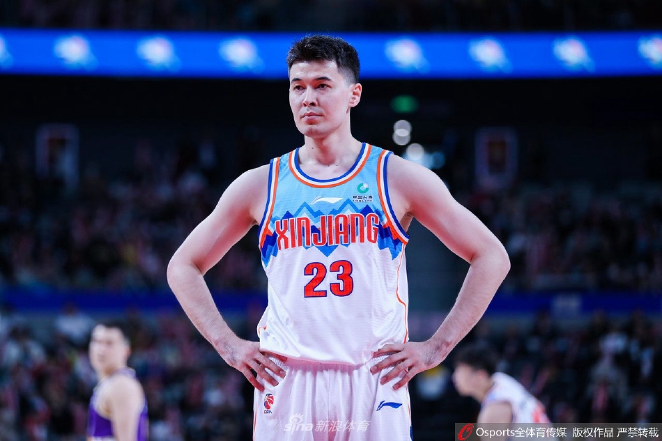 官方：CTA認定維尼修斯踢到亞馬爾犯規應取消點(diǎn)球 加西亞主動(dòng)手球