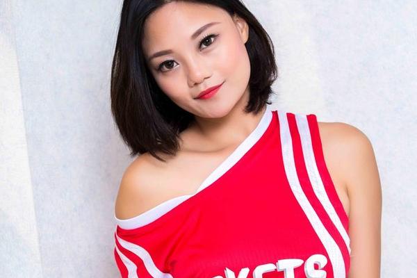 雄鹿vs黃蜂字母哥強勢，黃蜂主場(chǎng)難阻對手美國職業(yè)籃球聯(lián)賽 雄鹿vs黃蜂+3.5）推薦:讓分主負主場(chǎng)作戰的黃蜂隊目前的戰績(jì)是十一勝二十負，球隊目前贏(yíng)得了兩連勝，排在東部第十二位。上一場(chǎng)比賽，黃蜂隊在鮑爾