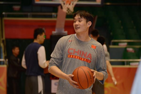 長(cháng)春喜都高層：曾有隊開(kāi)30萬(wàn)踢假球，18歲小孩有想法我們跟他解約