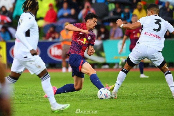 純躺贏(yíng)一把！喬治9中4得到9分6板4助1斷 還有4失誤5犯規