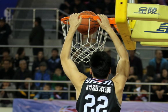 馬卡報：西班牙世界杯5大位置競爭激烈 庫巴西、赫伊森需競爭中衛