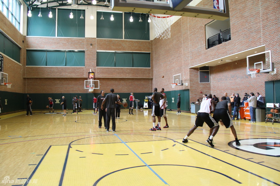 鮑威爾：哈克斯賽場(chǎng)影響力十足 他應在最佳第六人討論范圍