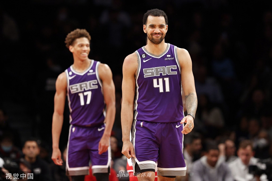 【直播信號】【開(kāi)賽時(shí)間】2025年2月6日(星期四) 03:00【賽事分類(lèi)】英女杯直播 【對陣雙方】切爾西女足VS西漢姆聯(lián)女足【錄像集錦】NBA錄像 足球錄像【觀(guān)看提示】2025年2月6日(星期四) 