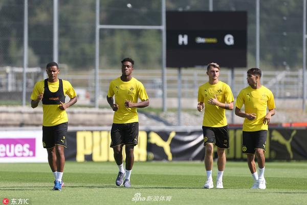 2015年洛里之后，金斯基是首位零封利物浦的熱刺門(mén)將