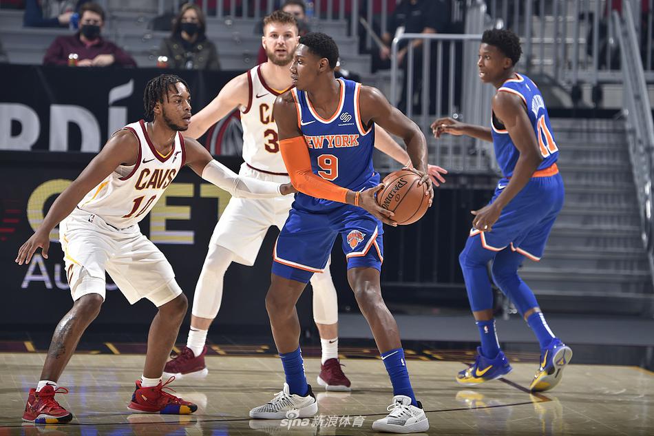 予取予求！恩比德21中12砍全場(chǎng)最高37分外加9板 罰球13中12