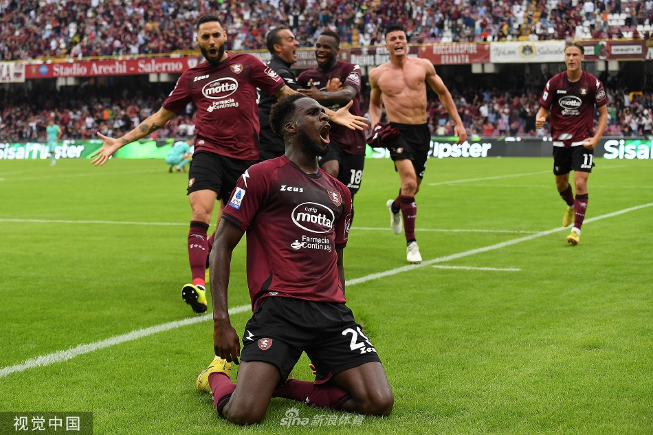 意媒：米蘭與拉什福德經(jīng)紀人首次會(huì )面結束，沒(méi)深入談&沒(méi)談合同