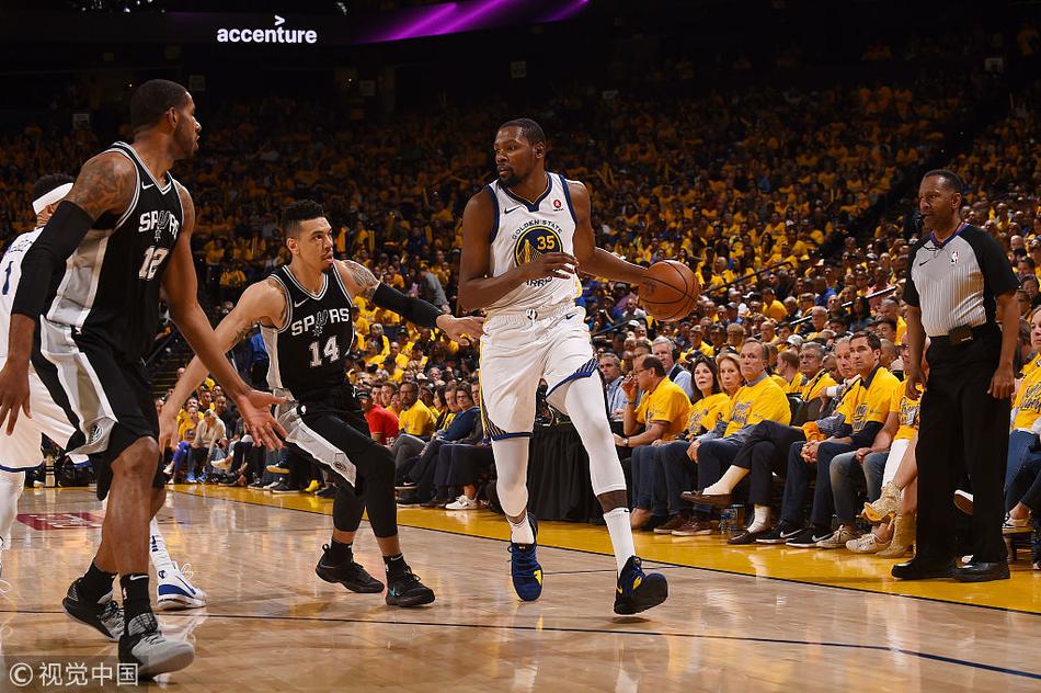 拉波爾塔：伯納烏貴賓包廂存在權力博弈，巴薩注重民主和自由