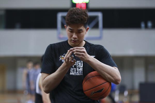 佩杜拉：科莫相信莫拉塔能夠走出低谷，盡快打破進(jìn)球荒
