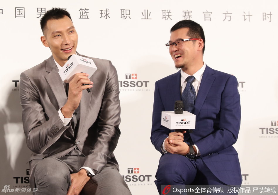 AD：我們的防守有些滑坡，但大部分時(shí)間的斗志和努力都在