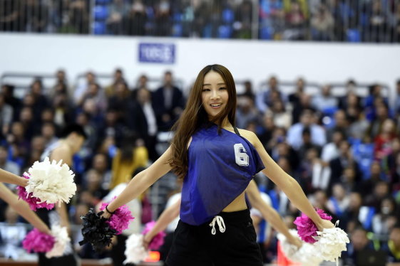 法布雷加斯：曾向妻子承諾退役后稍微休息一下，但我真的渴望執教