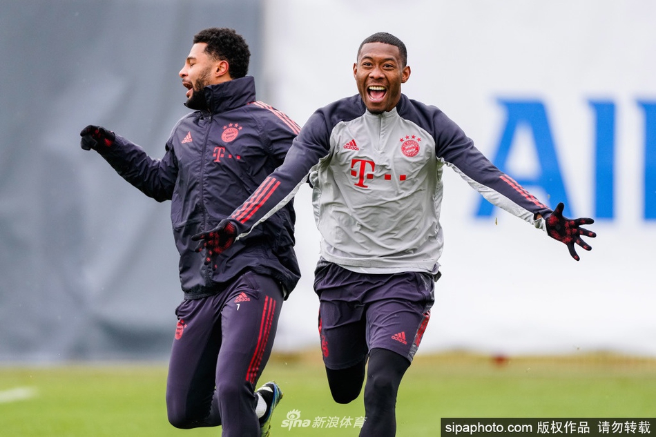 狀態(tài)火熱！威斯布魯克半場(chǎng)9投4中，得到11分7籃板3助攻