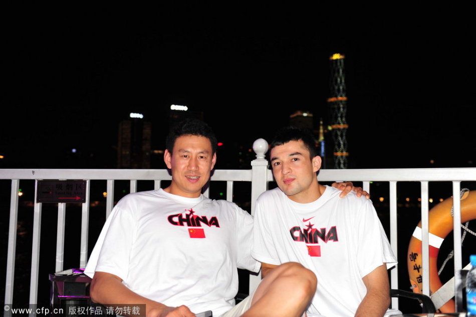 奧馬利：不想打宋亞?wèn)|，他是中國人所以……
