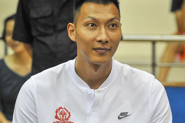 李可告別國安：能為國安效力是一件令人自豪的事，謝謝你北京