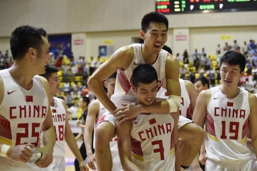 [流言板] 回暖！進(jìn)入25年后波普命中率53.8%三分43.5%，場(chǎng)均13.3分