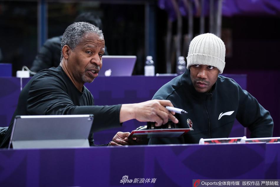 科斯塔庫塔：米蘭后衛在開(kāi)場(chǎng)5分20秒里互相傳球27次，我難以理解冰糖燉雪梨                                                               