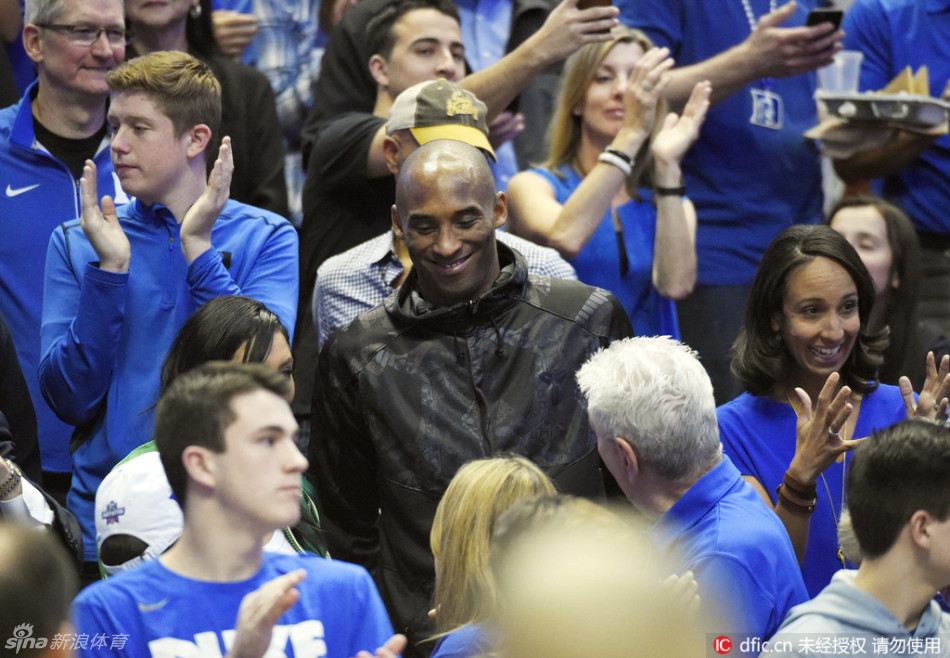 要不送點(diǎn)果籃兒？李凱爾本賽季第6次被DNP 上賽季僅1次！