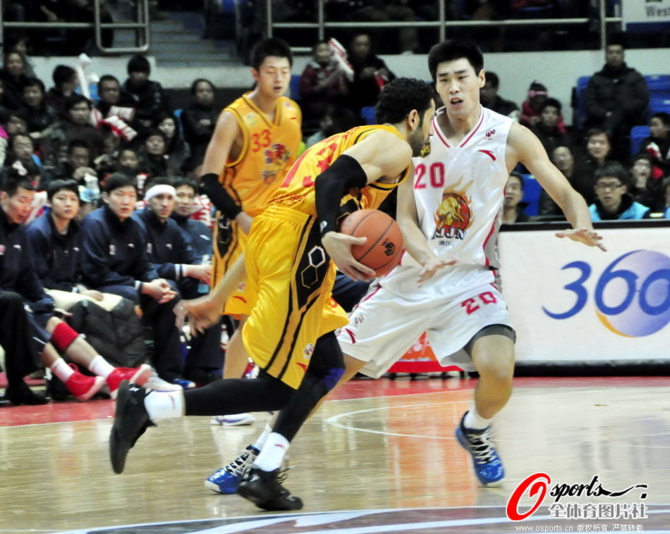 弗里克：希望為奧爾莫和維克托贏(yíng)得比賽，同時(shí)也為團隊贏(yíng)得比賽