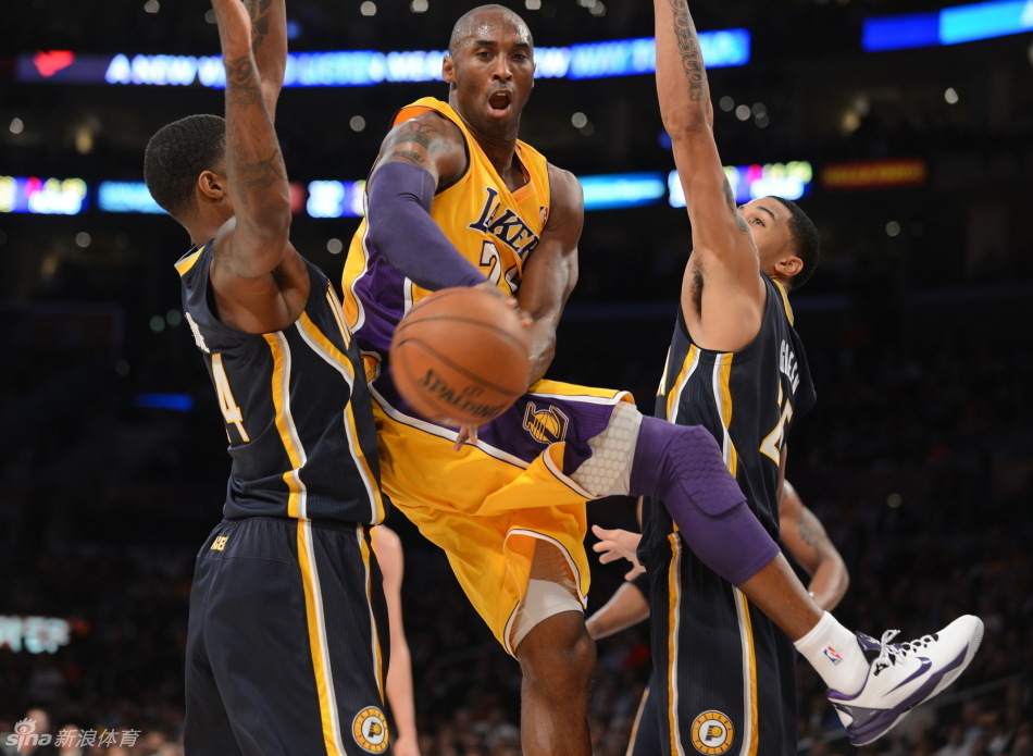 直播吧1月7日訊 NBA常規賽，熱火94-122不敵森林狼。賽后，主帥斯波接受了采訪(fǎng)。談及希羅替補出戰，斯波表示：“有幾段時(shí)間，我覺(jué)得這套陣容打得不錯，但也有幾段時(shí)間被森林狼壓制 —— 這些問(wèn)題我們都