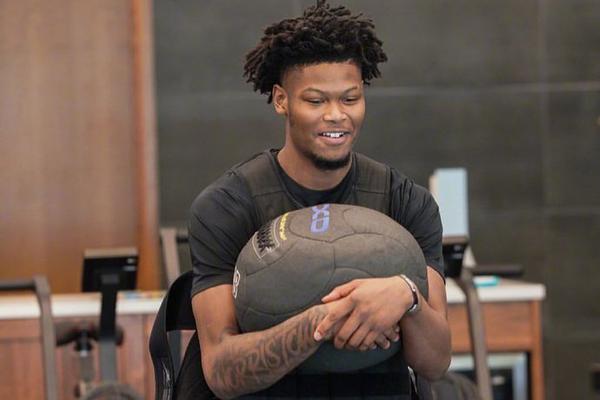 半場(chǎng)戰報：利物浦2