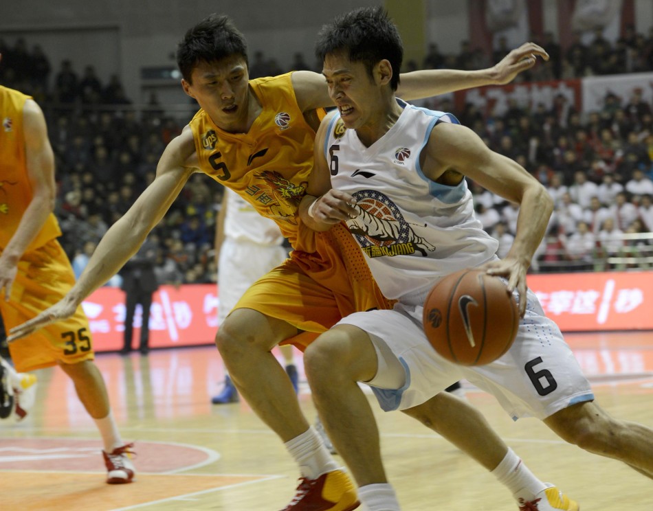 徐靜雨：施羅德被貶為替補或許能煥發(fā)生機 科爾的指揮太讓人惡心
