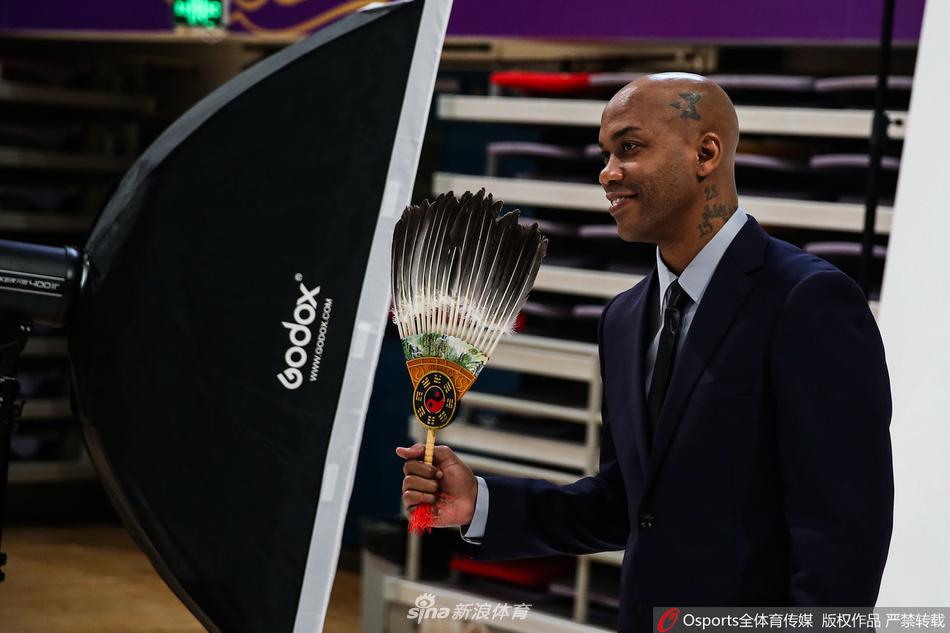 馬卡：轉會(huì )窗最后一天未收到心儀報價(jià)，巴薩確信費爾明將留隊