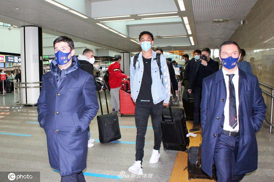 高開(kāi)低走！華盛頓20中8拿下28分4板 首節19分&末節掛零