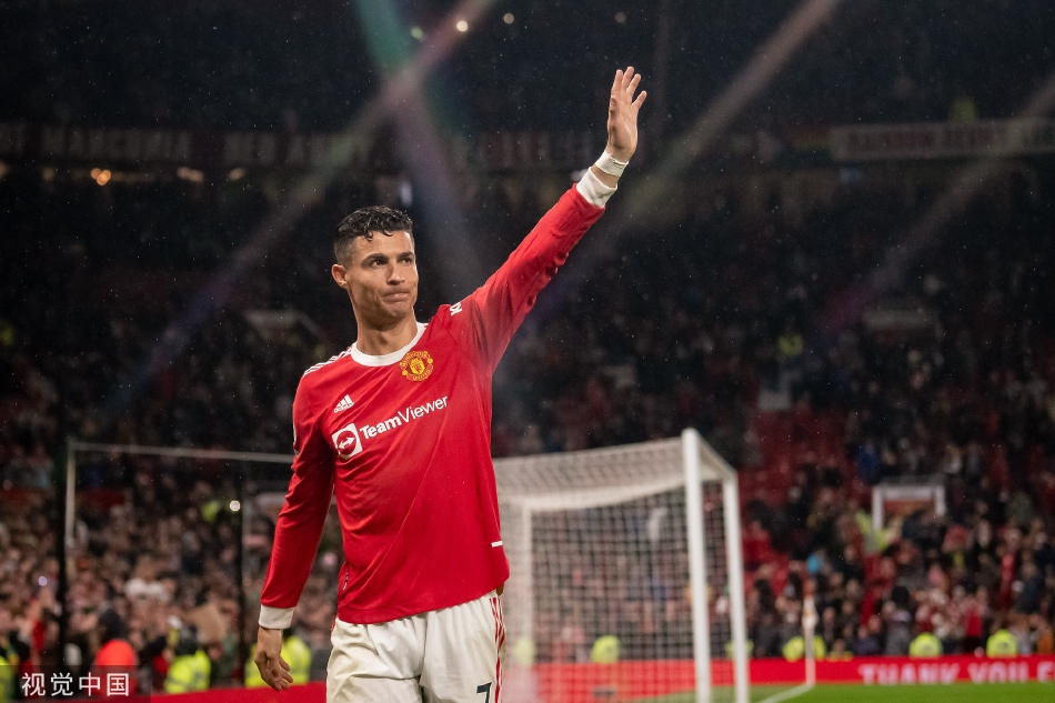 庫爾圖瓦取得生涯西甲200場(chǎng)勝利，其中皇馬生涯205場(chǎng)136勝