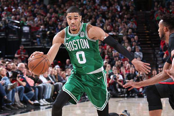 《我的世界》中木頭的合成公式 怎么在《我的世界》游戲中合成各種木頭