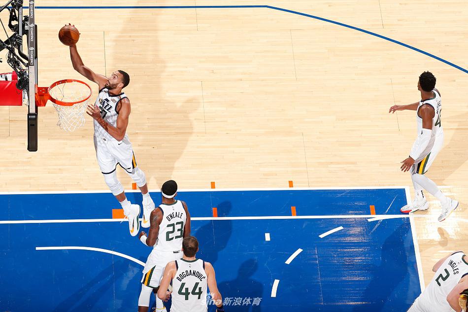 羅馬諾：大馬丁落選對陣水晶宮大名單，球員已和曼聯(lián)達成協(xié)議