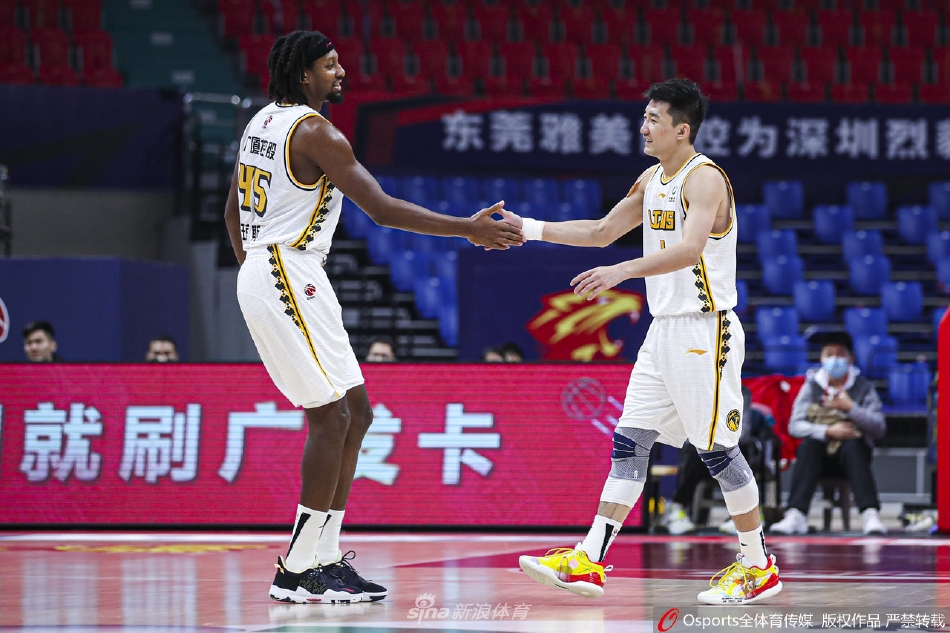 郵報：萊比錫、水晶宮有意埃利奧特，利物浦標價(jià)約4500萬(wàn)鎊二怪                                                                2025-