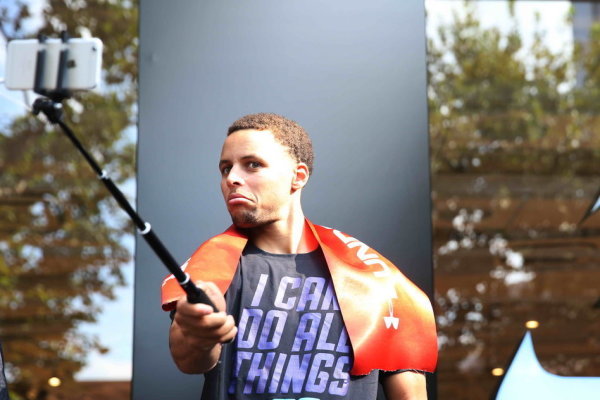 虎撲02月06日訊 今日NBA常規賽掘金對陣鵜鶘的比賽已經(jīng)結束。全場(chǎng)比賽，掘金144-119戰勝鵜鶘。掘金主場(chǎng)戰勝鵜鶘取得4連勝，同時(shí)送給鵜鶘7連敗。