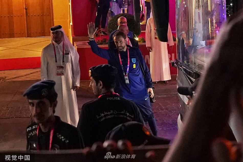 對攻大戰！老鷹半場(chǎng)45中27命中率60%，太陽(yáng)43中26命中率61%