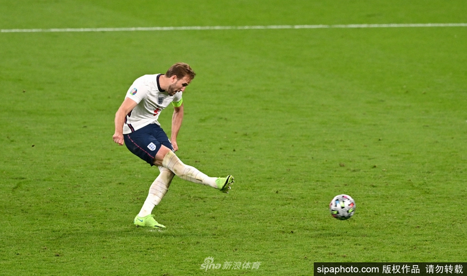 閃電進(jìn)球！圖拉姆1分12秒凌空側勾破門(mén)，巴斯托尼助攻