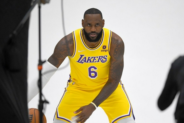 Siegel：戈貝爾在場(chǎng)雷霆就該砍他 落后時(shí)他簡(jiǎn)直是森林狼致命弱點(diǎn)